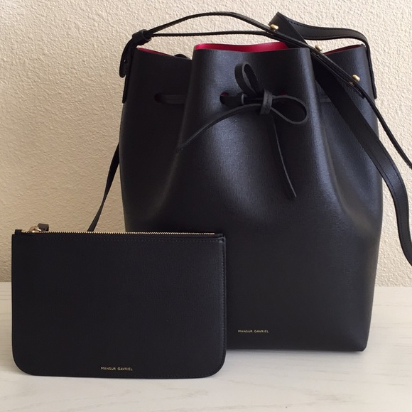 *SOLD* Mansur Gavriel Large Bucket Bag - Picture 5 of 8